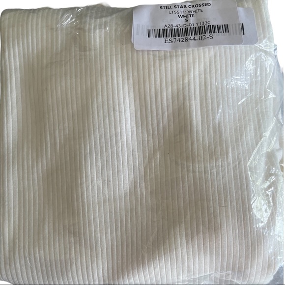 NWT - Lulus Still Star Crossed White Ribbed
Backless Sleeveless Bodysuit - SZ S - Picture 15 of 15